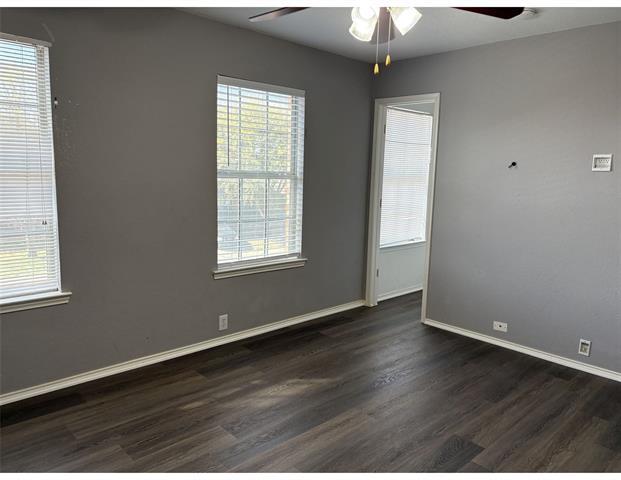 Building Photo - 9011 King Ranch Dr