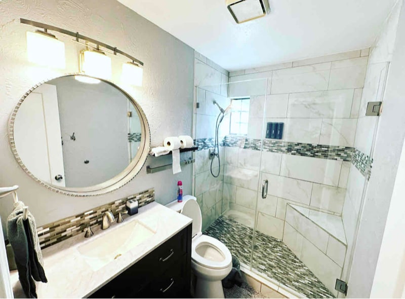 Building Photo - 9360 Sunset Dr