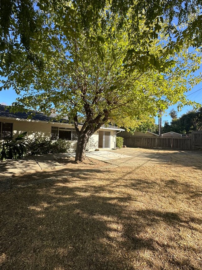 Building Photo - Beautiful home near the Almaden Country Club!