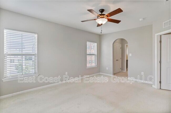 Building Photo - 6501 Walcott Ln