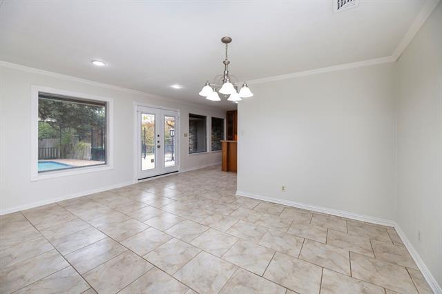 Building Photo - 5624 Charlott St