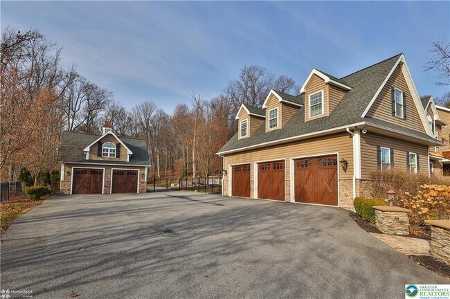 Building Photo - 284 Walker Rd