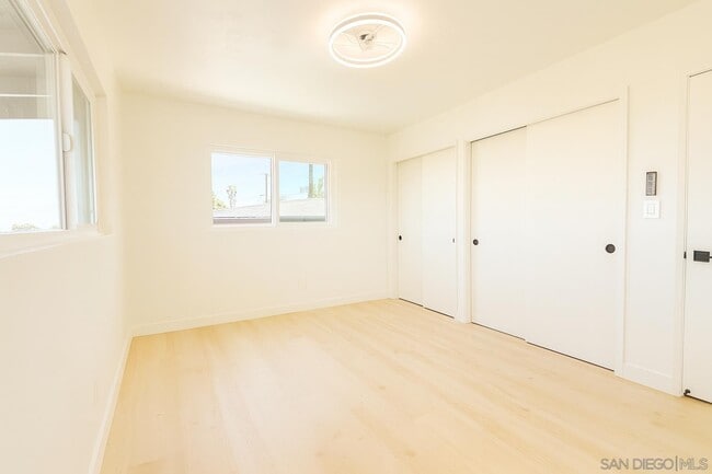 Building Photo - 5139 Hilda Rd