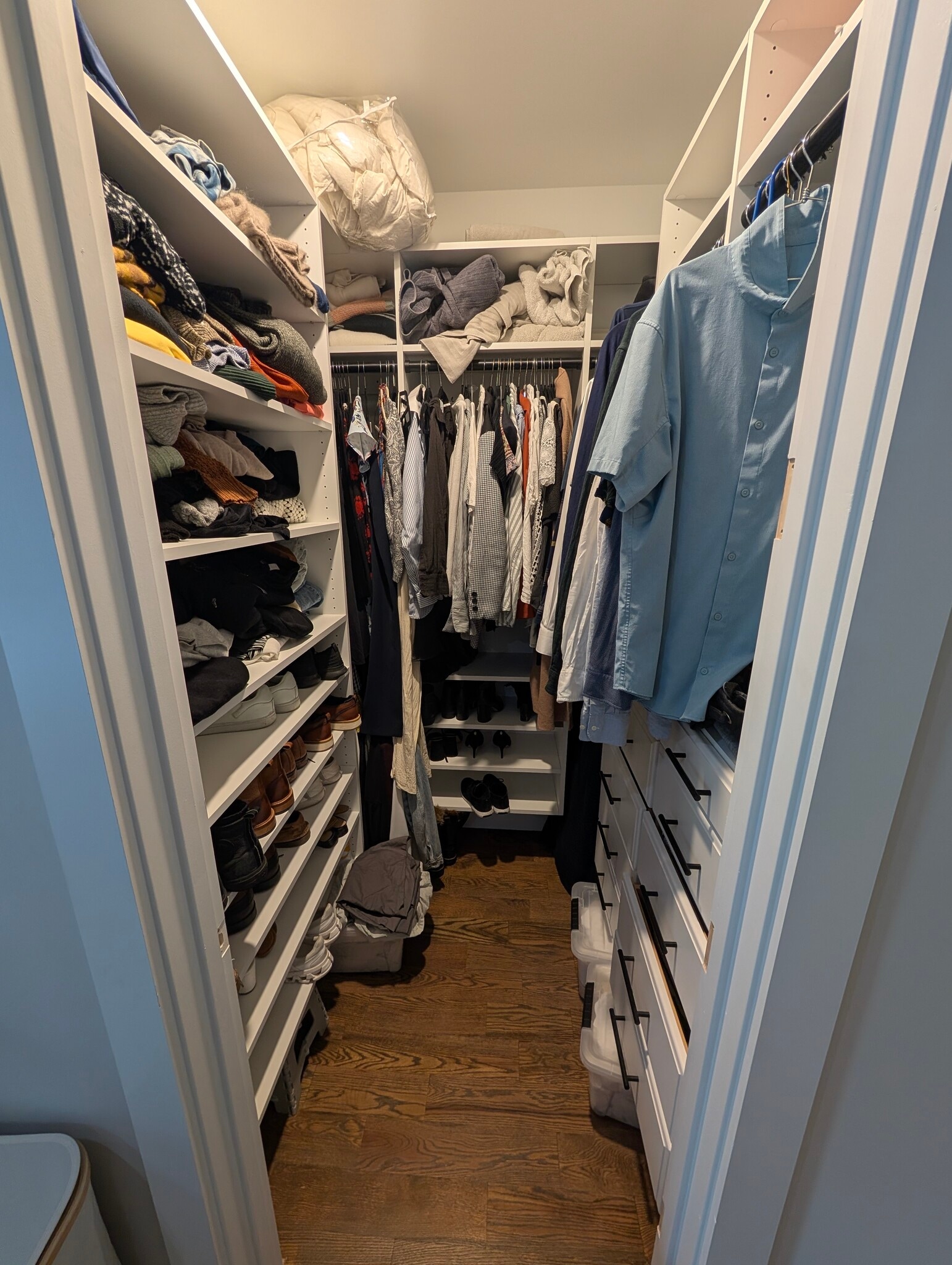 Master Bedroom walk in closet - 99 Hague St