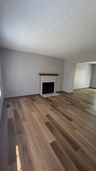 Building Photo - 4348 Shady Meadows Dr