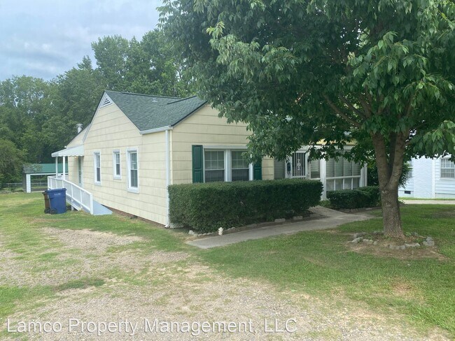 Primary Photo - 3 br, 2 bath House - 1006 Bragg Street