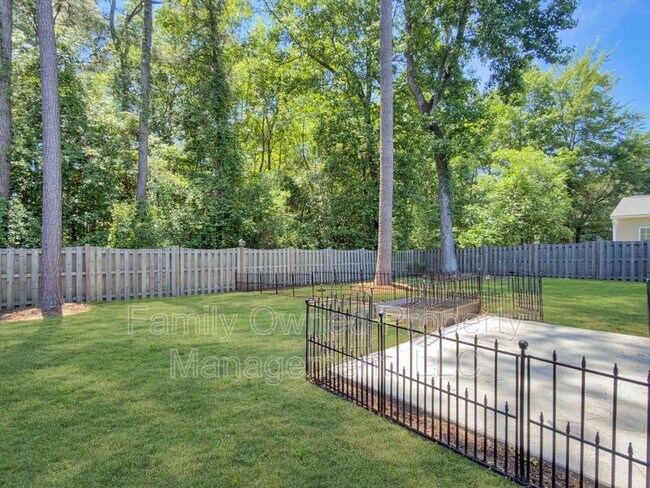 Building Photo - 219 Sweet Alyssum Dr