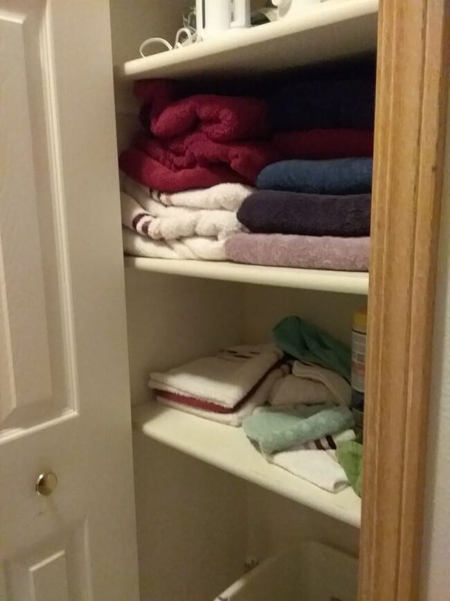 Building Photo - Great Newly Remodeled 3 bedroom 1 bath  no smoking