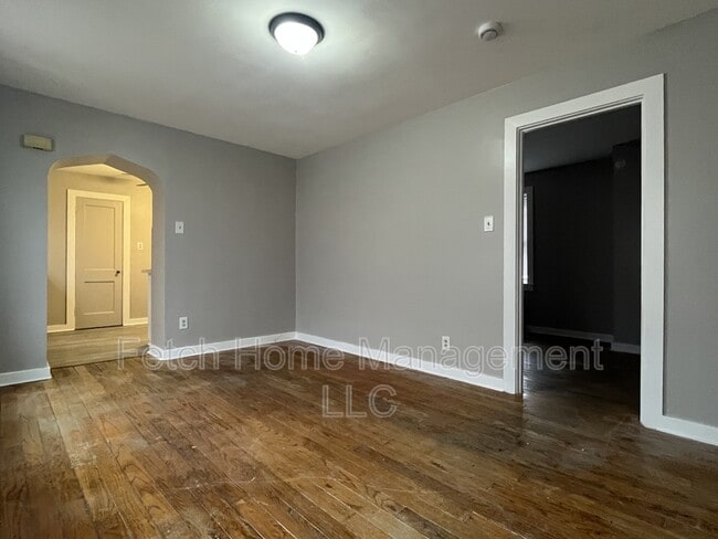 Primary Photo - 414 New St