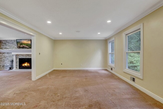 Building Photo - 805 Church Ln