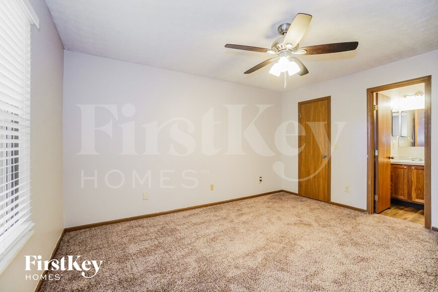 Building Photo - 1634 Golden Cloud Ln