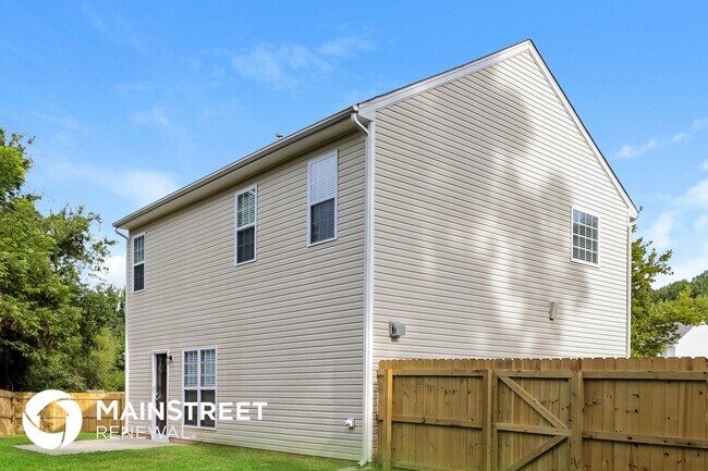 Building Photo - 7 Forest Ridge Ct