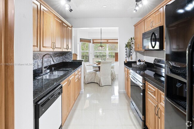 Building Photo - 701 SW 141st Ave