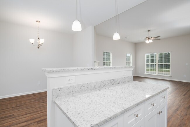Building Photo - 246 Brownstone Loop