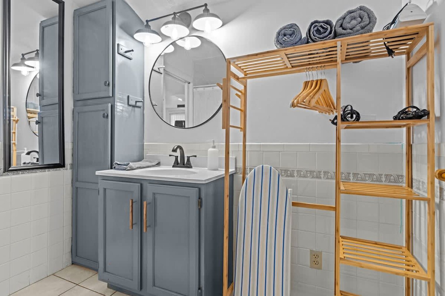 Building Photo - 912 Little Bay Ave