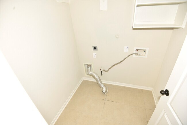 Building Photo - 1204 Night Owl Ct