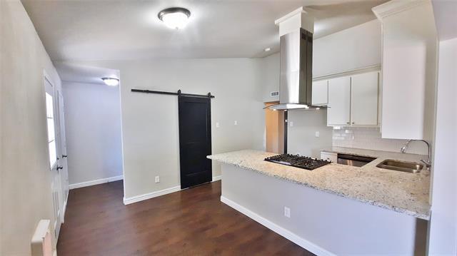 Building Photo - 1320 Iris Ln