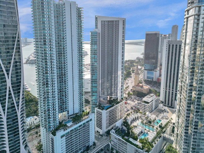 Building Photo - 888 Biscayne Blvd
