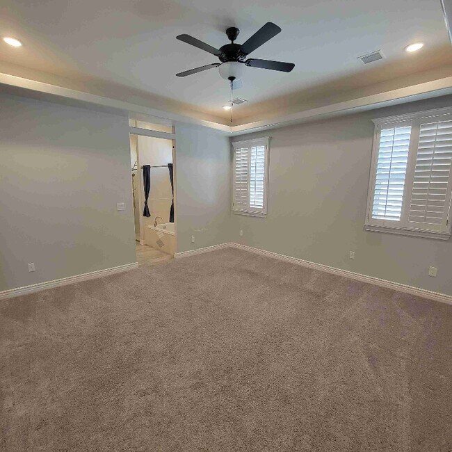Building Photo - 12320 Desert Palms Ave