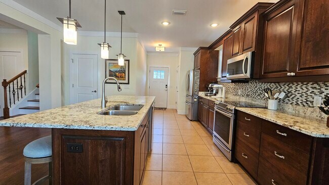 Building Photo - 225 Turtle Cove