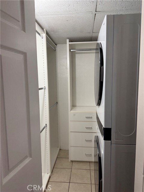 Building Photo - 89 Lakepines