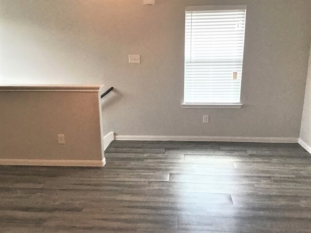 Building Photo - 13214 Ambrosa Dr