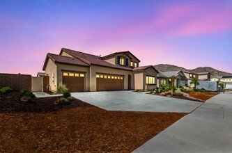 Building Photo - 28357 Cats Claw Dr