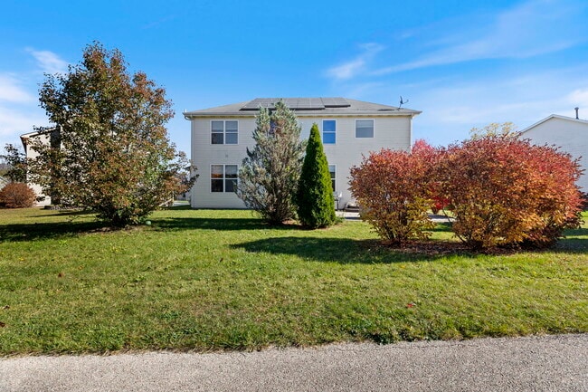 Building Photo - 9 Lake Plumleigh Ct