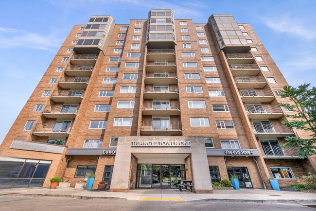 Building Photo - The Triangle Towers