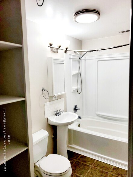 Bathroom - 3343 Ward Ave