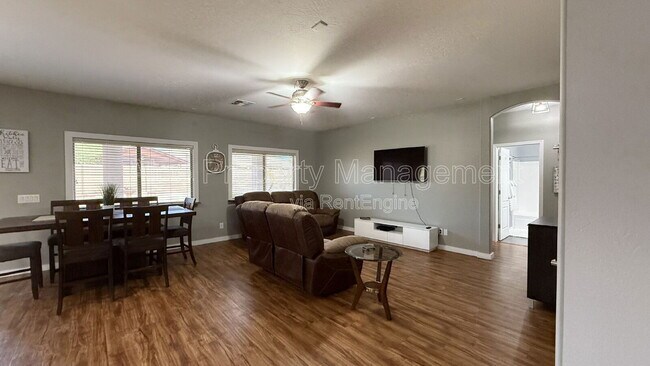 Building Photo - 3552 N Excalibur Pl