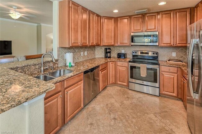 Building Photo - 9512 Napoli Ln