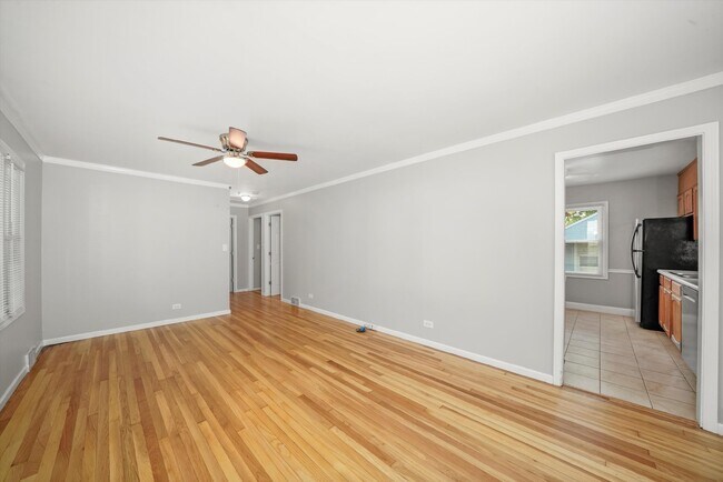 Building Photo - Charming Ranch-Style Home with New Windows...