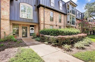 Building Photo - 2475 Underwood St