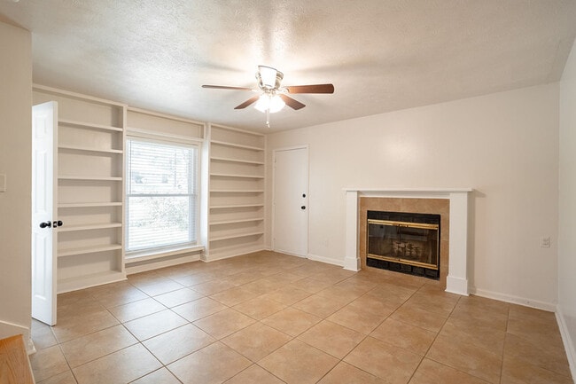 Building Photo - 3444 Briar Branch Trail