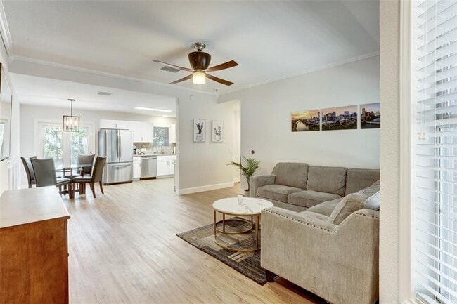Building Photo - 4802 Walden Cir