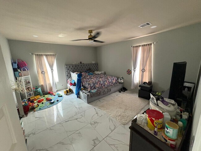 Building Photo - 1238 Rd 57211