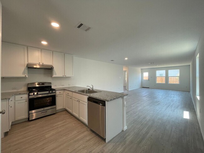 Building Photo - SINGLE FAMILY HOME FOR RENT