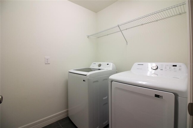 Building Photo - 7109 Cruz Ct
