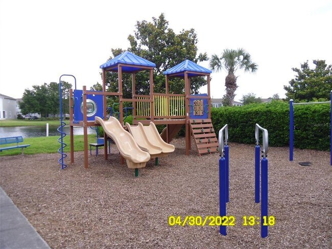 Building Photo - 10955 Savannah Wood Dr