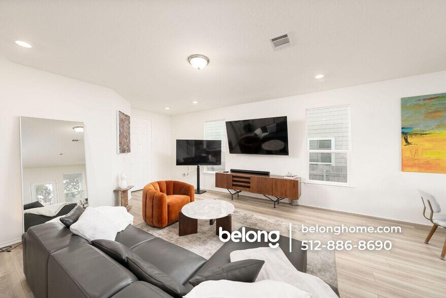 Building Photo - 7105 Gray Catbird Dr