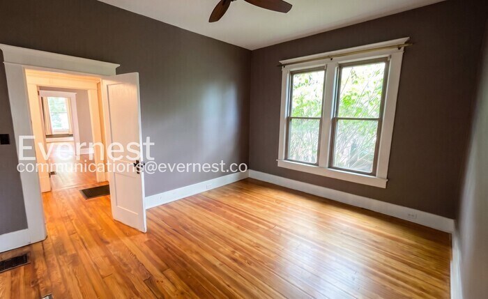 Building Photo - 2104 Bailey Ave