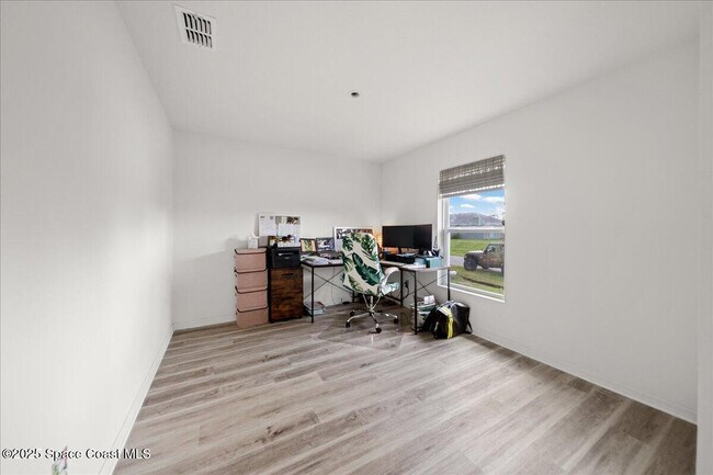 Building Photo - 487 Dadeville St SE