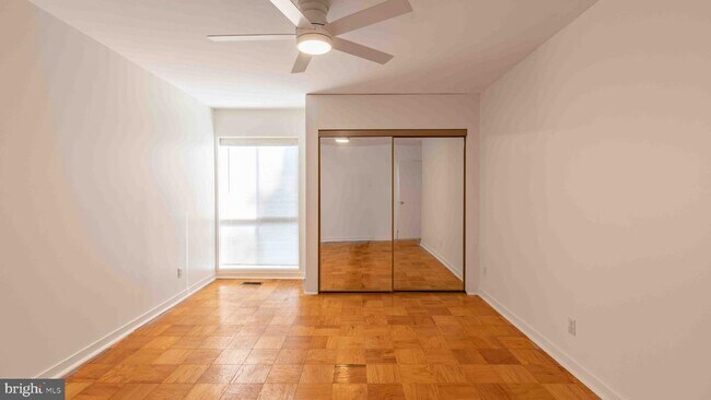 Building Photo - 29 Stonehenge Cir