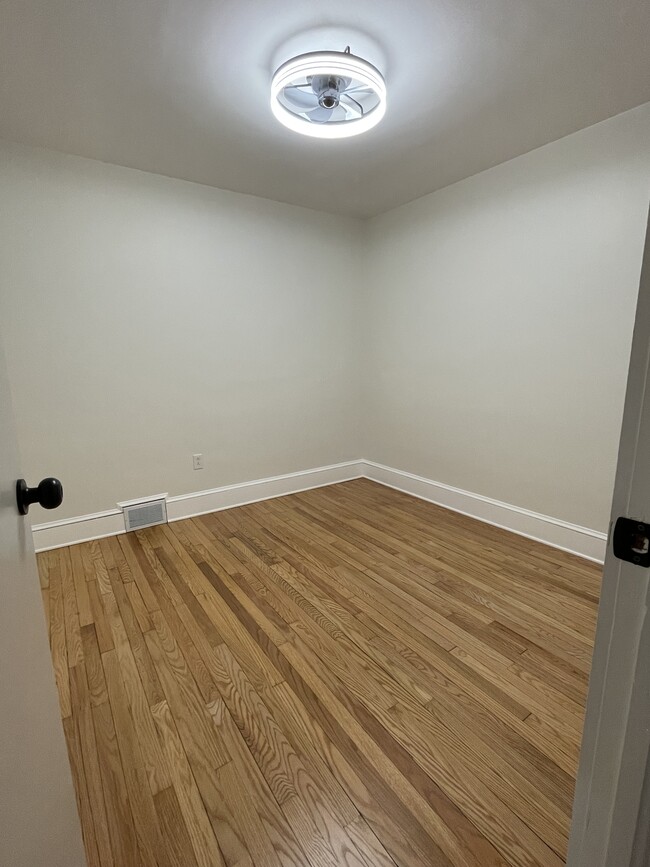 Building Photo - 21335 Green Spring Rd