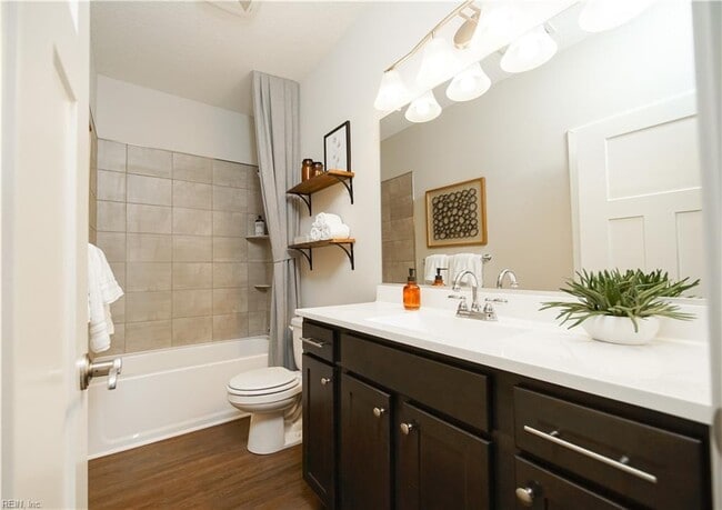 Building Photo - 312 Fishers Ct