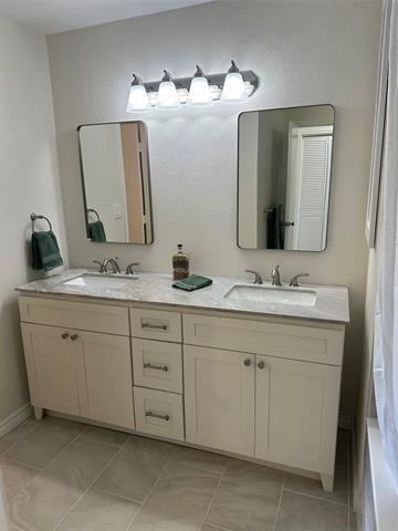 Building Photo - 8600 Coppertowne Ln