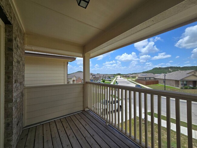 Building Photo - PRICE REDUCTION - AVAILABLE NOW!