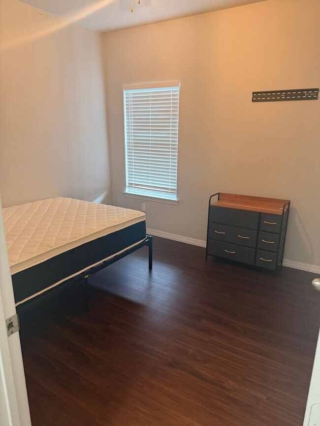 Building Photo - 3 Bedroom Single Family Home in Durant