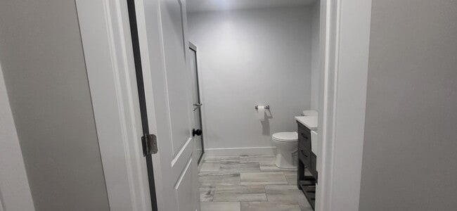 Building Photo - 393 S Cor Vw Dr